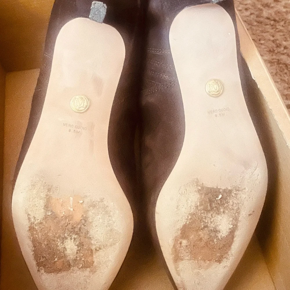 Chocolate brown suede Veronica beard Ankle Boots! - Picture 8 of 10